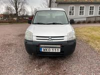 begagnad Citroën Berlingo Van 2.0 HDi Manuell 90hk DRAG NYBESIKTIGAD