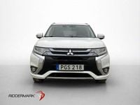 Begagnad Mitsubishi Outlander 203 HK (149 kW) 2017 Vit SUV