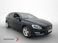 Begagnad Volvo V60 Momentum 231 HK (169 kW) 2017 Svart Kombi