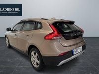 Begagnad Volvo V40 CC Momentum 181 HK (133 kW) 2014 Brun Kombi