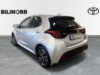 begagnad Toyota Yaris Hybrid 1,5 HSD 5dr Active Plus Vinterhjul