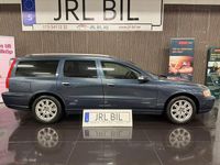 Begagnad Volvo V70 Momentum 140 HK (102 kW) 2007 Blå Kombi