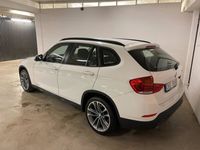 begagnad BMW X1 xDrive20d Steptronic Sport line Drag Endast 1 brukare