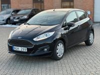 Begagnad Ford Fiesta Trend 82 HK (60 kW) 2013 Röd Halvkombi