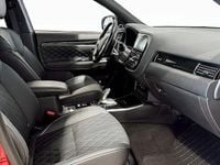 Begagnad Mitsubishi Outlander 177 HK (130 kW) 2018 Röd SUV