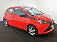 Begagnad Toyota Aygo 69 HK (50 kW) 2016 Röd Halvkombi