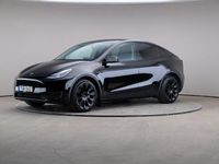 Begagnad Tesla Model Y Long Range AWD 378 kW (514 HK) 2022 Svart SUV