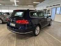 Begagnad VW Passat 140 HK (102 kW) 2011 Blå Kombi