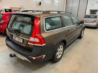 begagnad Volvo XC70 D4 Momentum Euro 6 NyBesiktad, Få ägare