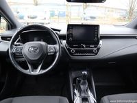 begagnad Toyota Corolla Hybrid 1.8 Aut 5dr Style & Teknikpaket Backkamera