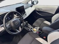Begagnad Toyota Corolla Hybrid Active 124 HK (91 kW) 2022 Grå Halvkombi