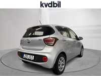 Begagnad Hyundai i10 Comfort 67 HK (49 kW) 2018 Silver Halvkombi
