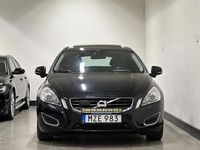 Begagnad Volvo V60 Momentum 163 HK (119 kW) 2012 Svart Kombi