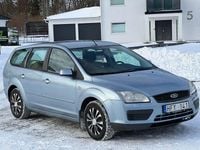 Begagnad Ford Focus 125 HK (91 kW) 2007 Kombi