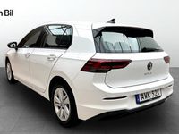 begagnad VW Golf VIII Life 1,0 TSI 110hk Manuell