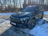 Begagnad Mercedes EQB300 AMG 167 kW (228 HK) 2022 Svart SUV
