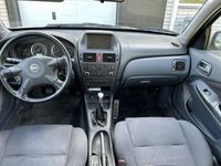 begagnad Nissan Almera 5-dörrar 1.8 Euro 4