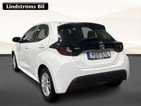 Begagnad Toyota Yaris Hybrid Active 117 HK (86 kW) 2023 Vit Halvkombi