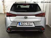 begagnad Lexus UX 250h F Sport Design 14-17 3 2022, SUV