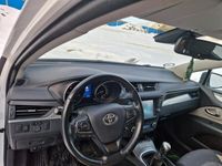 begagnad Toyota Avensis Kombi 2.0 D-4D Euro 6