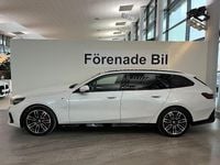 Begagnad BMW 530e M Sport 190 HK (139 kW) 2025 Vit Kombi