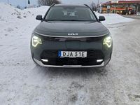 Begagnad Kia e-Niro 150 kW (204 HK) 2023 Cityscape green SUV