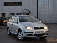 Begagnad Skoda Fabia 64 HK (47 kW) 2005 Silver Kombi