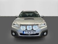 Begagnad Subaru Outback 150 HK (110 kW) 2014 Silver Kombi