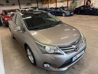 Begagnad Toyota Avensis 147 HK (108 kW) 2014 Brun Kombi