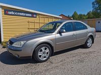 Begagnad Ford Mondeo 146 HK (107 kW) 2003 Silver Sedan