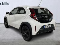 Begagnad Toyota Aygo X Play 72 HK (52 kW) 2022 Vit SUV