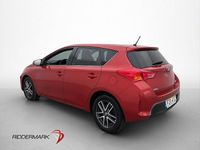 Begagnad Toyota Auris Edition 132 HK (97 kW) 2015 Mröd Halvkombi