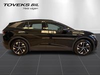 Begagnad VW ID.4 Pro Performance 150 kW (204 HK) 2023 Grenadilla black SUV