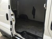 begagnad Renault Trafic Skåpbil 2.9t 2.0 dCi Euro 5