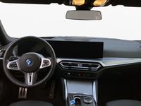 begagnad BMW i4 Fully Charged Innovation Laserljus Drag Driving Assistant Moms Bil