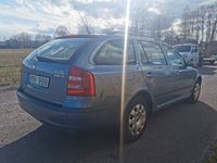 begagnad Skoda Octavia Kombi 1.6 MPI Multifuel Euro 4