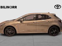 Begagnad Toyota Corolla Hybrid Style 141 HK (103 kW) 2024 Grön Halvkombi