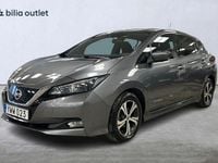 Begagnad Nissan Leaf N-Connecta 110 kW (150 HK) 2018 Grå Halvkombi