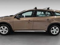 Begagnad Volvo V60 CC Summum 190 HK (139 kW) 2017 Kombi