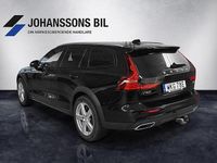 Begagnad Volvo V60 CC 197 HK (144 kW) 2021 Svart Kombi