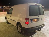 Begagnad VW Caddy 75 HK (55 kW) 2015 Minibuss