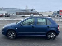 Begagnad Skoda Fabia 64 HK (47 kW) 2007 Mörkblå