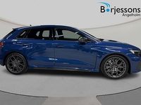 Begagnad Audi RS3 Sportback Sport 406 HK (298 kW) 2024 Blå Halvkombi