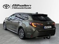 Begagnad Toyota Corolla Style 124 HK (91 kW) 2019 Grön Kombi