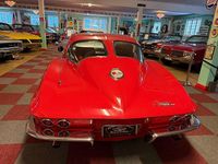 Begagnad Chevrolet Corvette Stingray 500 HK (367 kW) 1963 Röd Cab