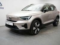 Begagnad Volvo XC40 Core 185 kW (252 HK) 2022 Ljusgrå SUV