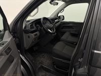 Begagnad VW Caravelle Trendline 150 HK (110 kW) 2023 Grå Minibuss