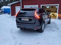 begagnad Volvo XC60 D4 AWD Geartronic Momentum, R-Design Euro 6