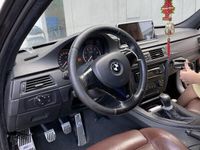 begagnad BMW 325 i Touring Comfort, M Sport Euro 4