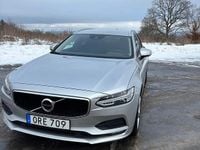 Begagnad Volvo V90 Momentum 190 HK (139 kW) 2019 Kombi